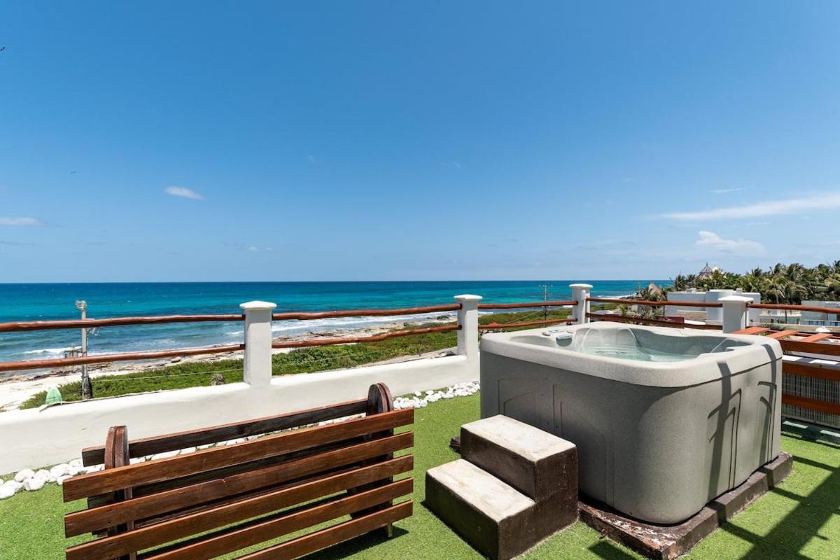 Villa With Ocean View, Pool, Restaurant And Rooftop 이슬라무헤레스 외부 사진